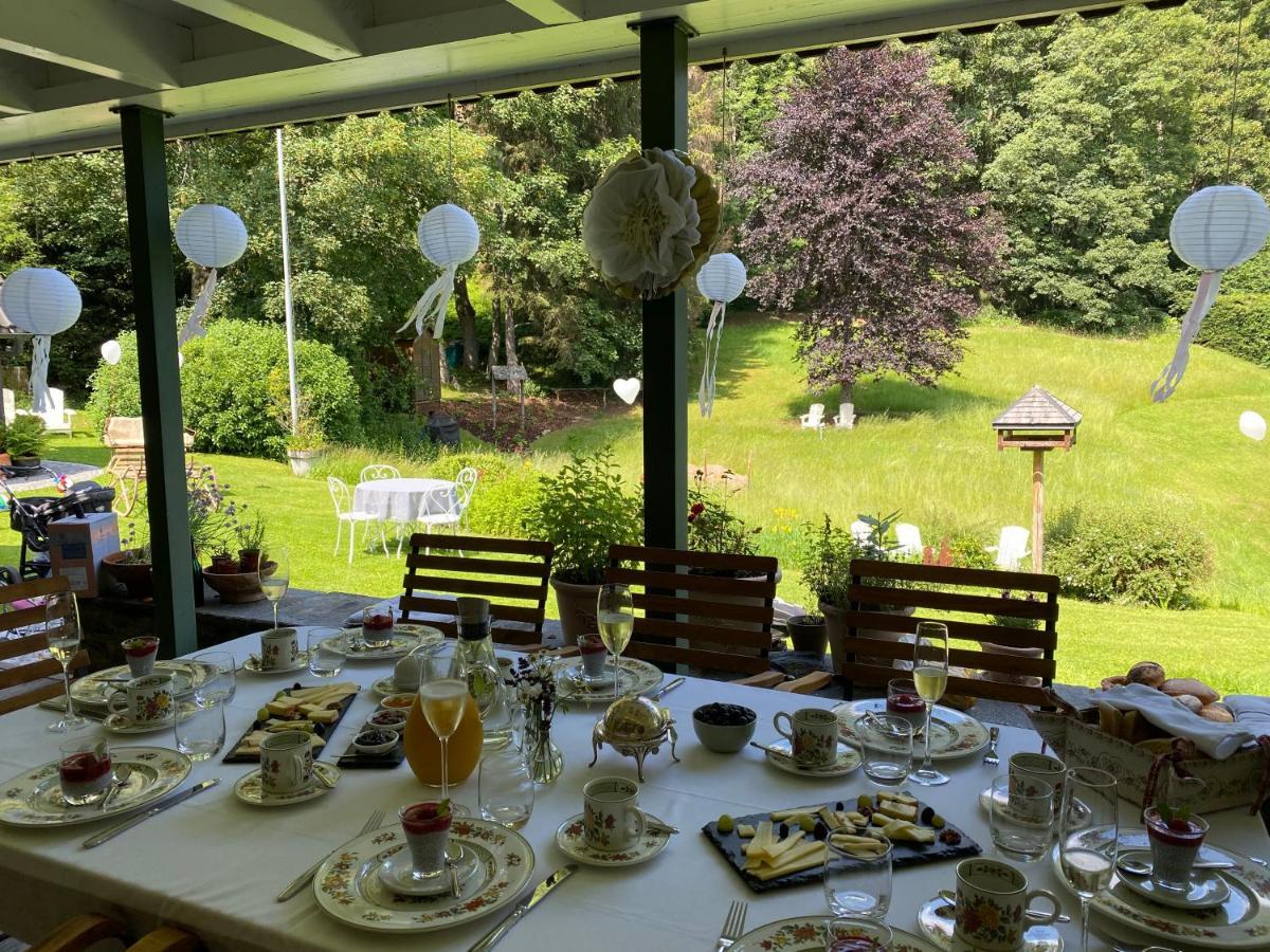 Hollhouse - Bed & Breakfast Гінтерцартен Екстер'єр фото