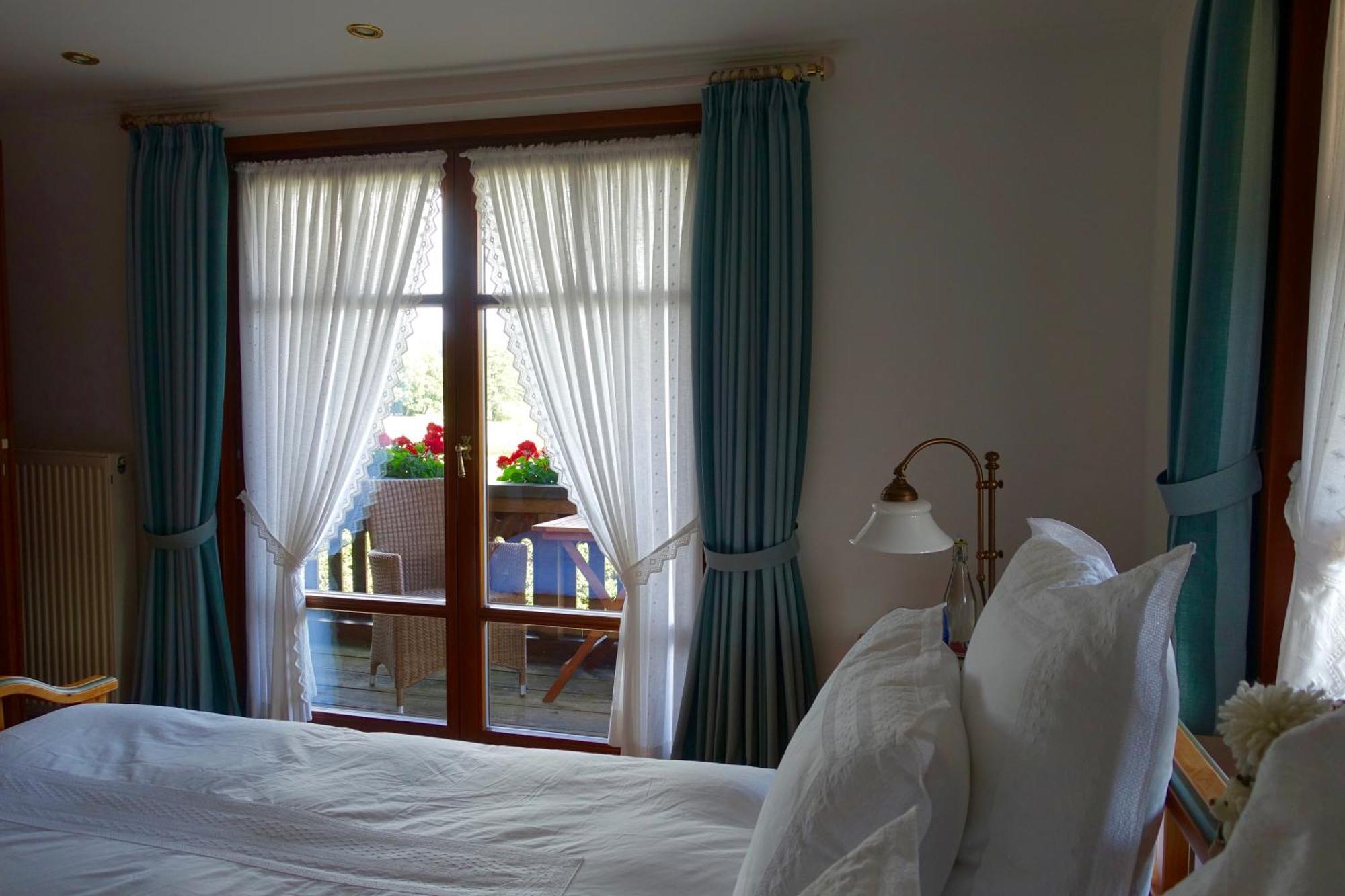 Hollhouse - Bed & Breakfast Гінтерцартен Екстер'єр фото